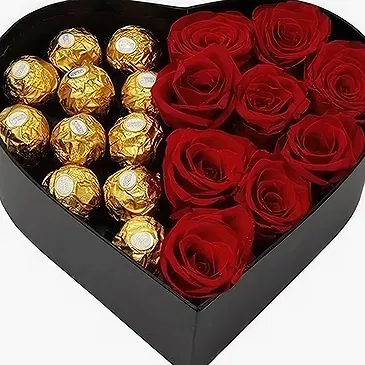 Hatem flowers  -  Heartfelt Delight Box Flower Bouquet/Arrangement