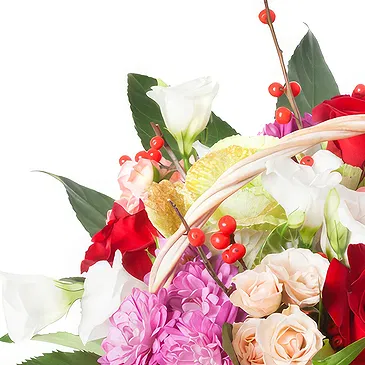 Oman flowers  -  Basket of mixed flowers in red, white and pur Flower Bouquet/Arrangement