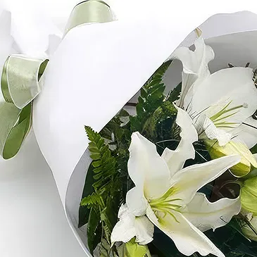 Koinge blomster- Begravelsesbuket af hvide liljer Blomst buket/Arrangement
