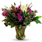 Turnhout online bloemist - Witte rozen in fuchsia-gelukzaligheid Boeket
