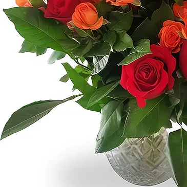China flowers  -  Red and Orange Roses Bouquet in Glass Vase Flower Bouquet/Arrangement