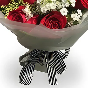Zunyi flowers  -  Red Roses and White Wax Flower Arrangement Flower Bouquet/Arrangement