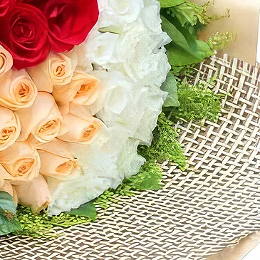 Qingdao flowers  -  Luxury Red, White, and Champagne Rose Floral  Flower Bouquet/Arrangement