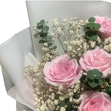 Qingdao flowers  -  Pink Roses with White Baby's Breath Bouquet Flower Bouquet/Arrangement