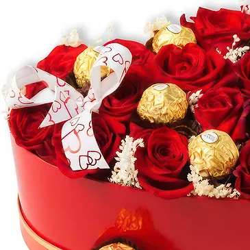 Braga flowers  -  Red Heart Gift Box Flower Bouquet/Arrangement