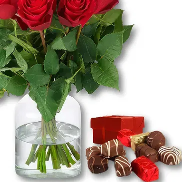 Amsterdam-Zuidoost flowers  -  Red Roses Bouquet and Chocolates Flower Bouquet/Arrangement