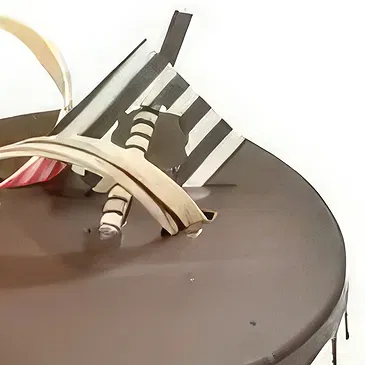 El Balyana flowers  -  Round Shaped Vanilla chocolate Cake Flower Bouquet/Arrangement