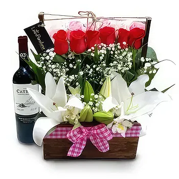 Honduras flowers  -  Classic Love  Flower Delivery