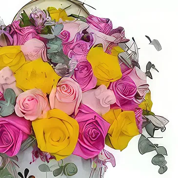 Bonilla flowers  -  Soft Box  Flower Bouquet/Arrangement