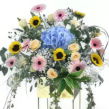 Buangkok flowers  -  Evelyn Flower Bouquet/Arrangement