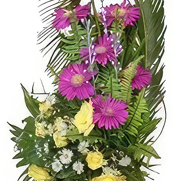 Nepal flowers  -  Petals Smirk Flower Bouquet/Arrangement