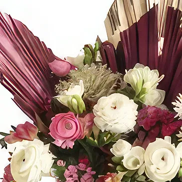 Adma flowers  -  Love Capture Flower Bouquet/Arrangement
