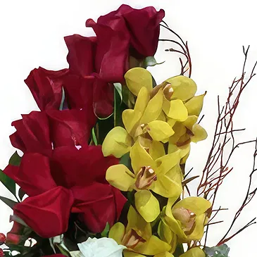 St. Maarten flowers  -  Love’s Ember Flower Bouquet/Arrangement