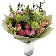 Estonia online Florist - Enchanted Elegance Bouquet
