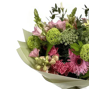 Estonia flowers  -  Enchanted Elegance Flower Bouquet/Arrangement