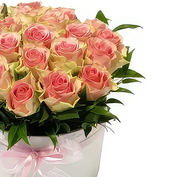 Estonia flowers  -  Round Box Flower Bouquet/Arrangement