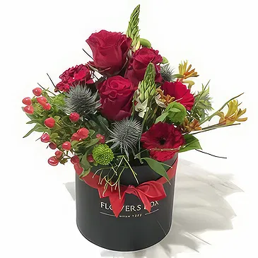 Estonia flowers  -  Love Surprise Flower Bouquet/Arrangement