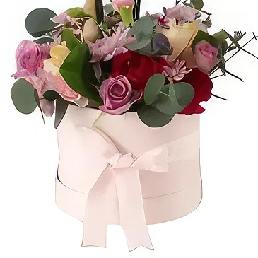 Al Shamkha flowers  -  Blossom Haven Flower Bouquet/Arrangement