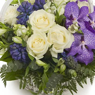 Italy flowers  -  Fresh, White & Purple Flowers Basket Flower Bouquet/Arrangement