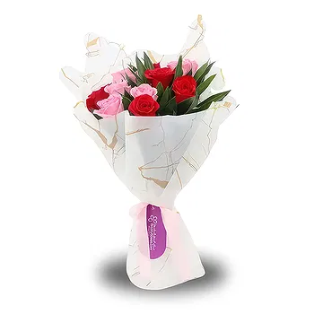 United Arab Emirates flowers  -  Cute Rose Bouquet Flower Delivery
