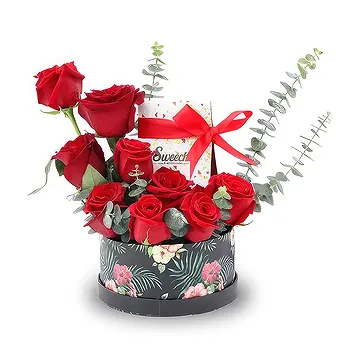 United Arab Emirates flowers  -   Romantic Spark Flower Delivery