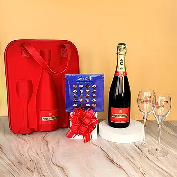 Sverige blomster- Champagne, sjokolade og premium nøtter Blomst Levering