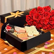 Maria Bild online Florist - Silken Harmony Box: Spa and Silk Bouquet