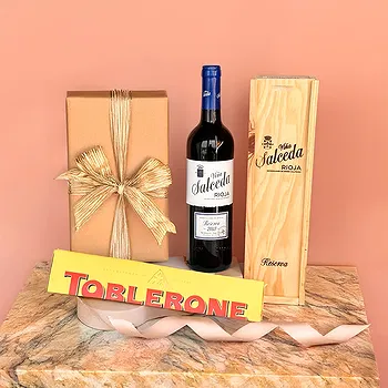 Dusseldorf kwiaty- Hiszpańska czerwona i XL Toblerone szwajcarsk Kwiat Dostawy