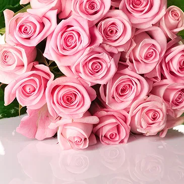Santi Angeli Blumen Florist- Ein Strauß rosa Rosen Bouquet/Blumenschmuck