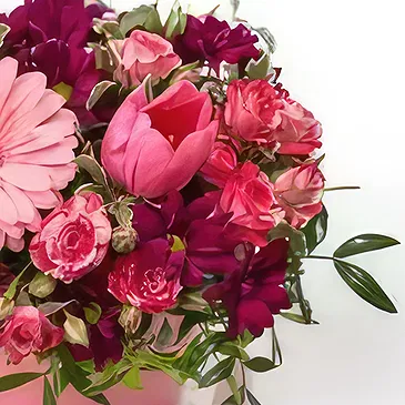Budapest flowers  -  A Little Intoxication- Flower Box Flower Bouquet/Arrangement