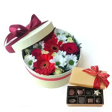 Budapest flowers  -  TREASURE BOX - FLOWER & CHOCOLATE Flower Bouquet/Arrangement