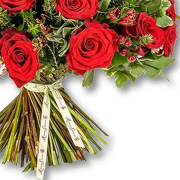 An-Najadah blomster- Bukett med kraftig rød rose og hypericum Blomsterarrangementer bukett