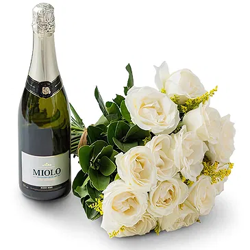 Santa Maria flowers  -  Traditional Bouquet of 16 White Roses and Spa Flower Bouquet/Arrangement