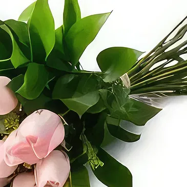 Chile flowers  -  18 Pink Roses Bouquet Flower Bouquet/Arrangement