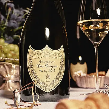 Франкфурт цветя- Шампанско Dom Pérignon Blanc Vintage Букет/договореност цвете