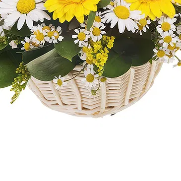 Italië bloemen bloemist- Mand met witte en gele bloemen Boeket/bloemstuk