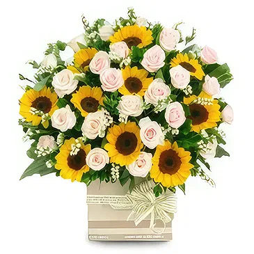Ðông Hà flowers  -  Nature's Treasure Flower Bouquet/Arrangement