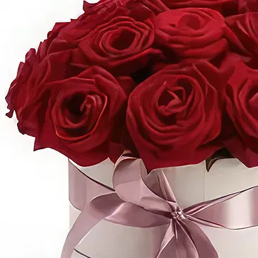 Budapest flowers  -  ETERNAL LOVE - ROSE BOX Flower Bouquet/Arrangement