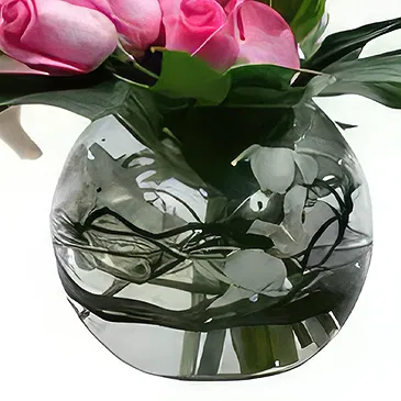 Ad Dilam blomster- Hvit og rosa Blomsterarrangementer bukett