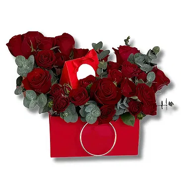 Garhoud flowers  -  Chocolate and Roses Box Flower Bouquet/Arrangement