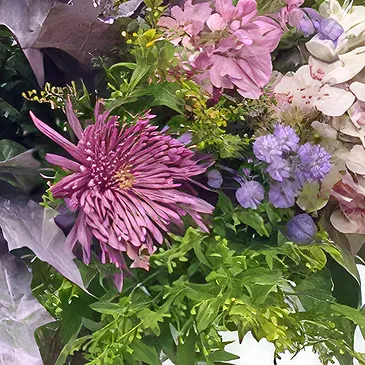 Cala Llonga flowers  -  Elegant Colors Flower Bouquet/Arrangement