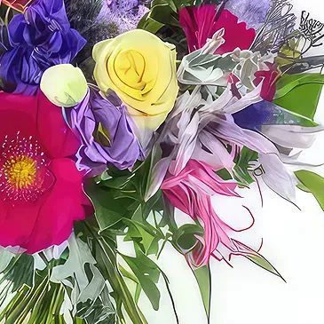 Le François flowers  -  Colorful country bouquet Tarragona Flower Bouquet/Arrangement
