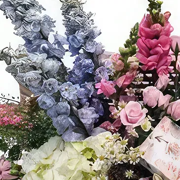 Cala Llonga flowers  -  Austin Flower Bouquet/Arrangement