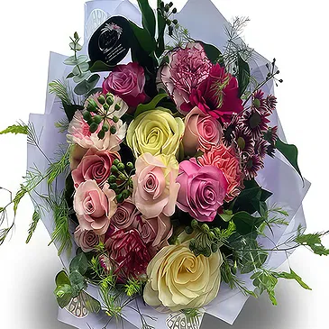 Alle andre byer blomster- Glade roser med blandede farger Blomsterarrangementer bukett