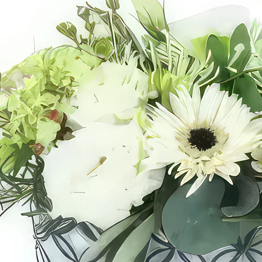 Нант цветя- Композиция от бели цветя Далас Букет/договореност цвете