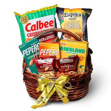 Buangkok flowers  -  Yummy Snack Basket Flower Bouquet/Arrangement