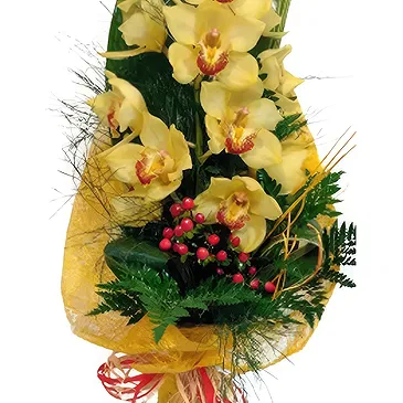 Portugal flowers  -  Yellow Splendor Flower Bouquet/Arrangement