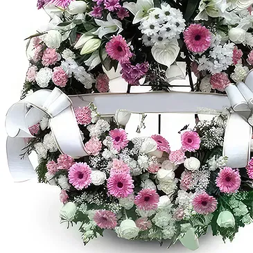 Cala Llonga flowers  -  Tranquil Remembrance Circle Flower Bouquet/Arrangement