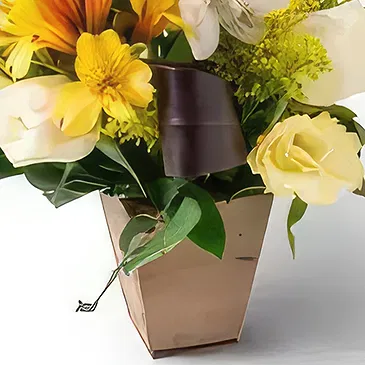 Santa Maria flowers  -  Arrangement of Lisianthus and Astromélias Flower Bouquet/Arrangement