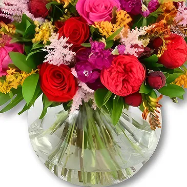 United Arab Emirates flowers  -  Elegant Mixed Roses Bouquet Flower Bouquet/Arrangement